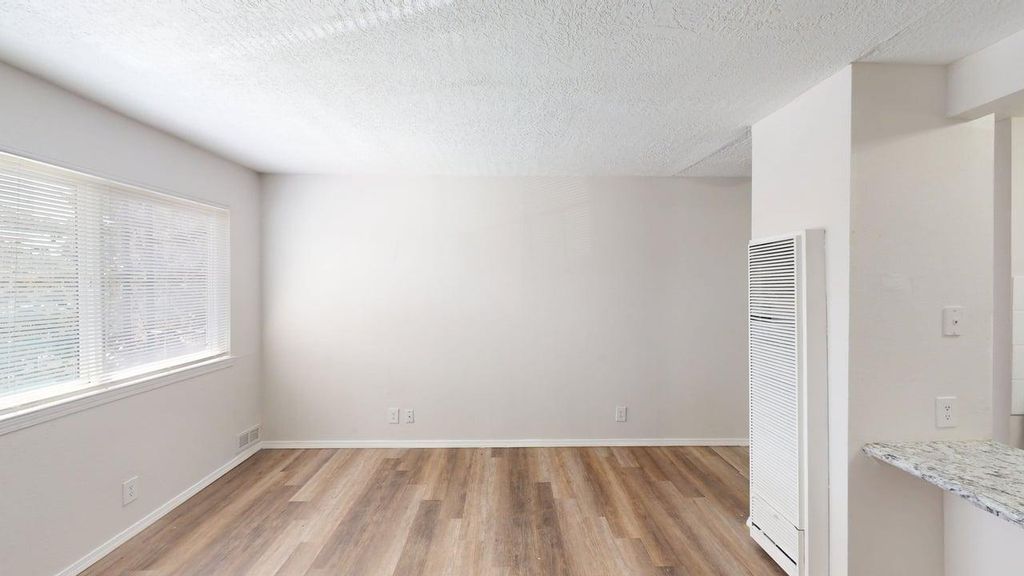 Image 40 of property listing at 433 Mesilla & 437 (4 lots) Street SE, Albuquerque, NM 87108