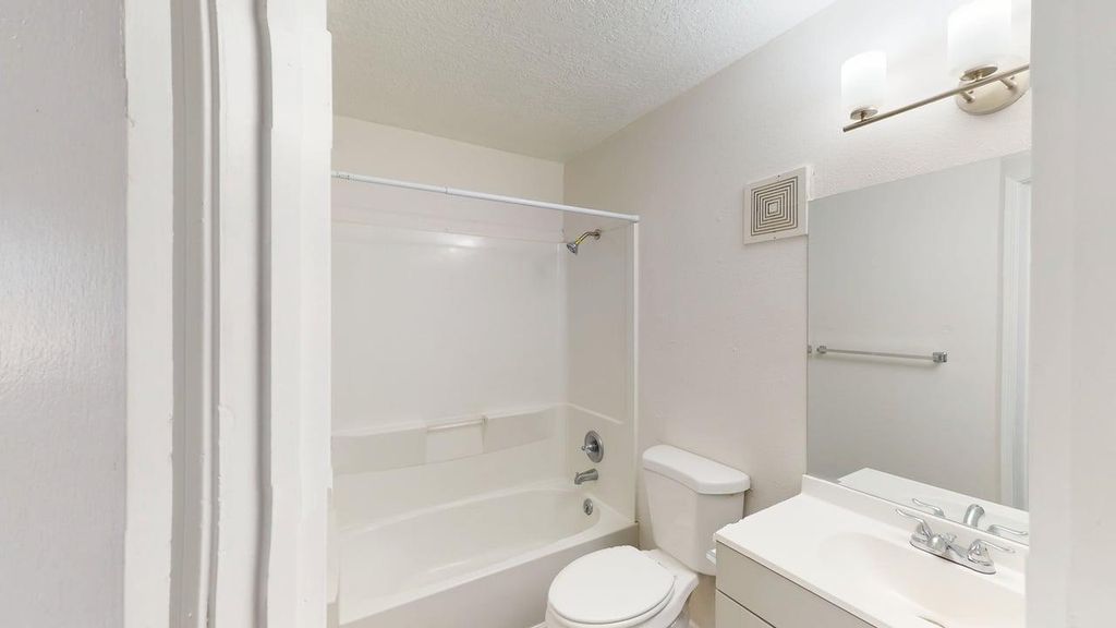 Image 49 of property listing at 433 Mesilla & 437 (4 lots) Street SE, Albuquerque, NM 87108