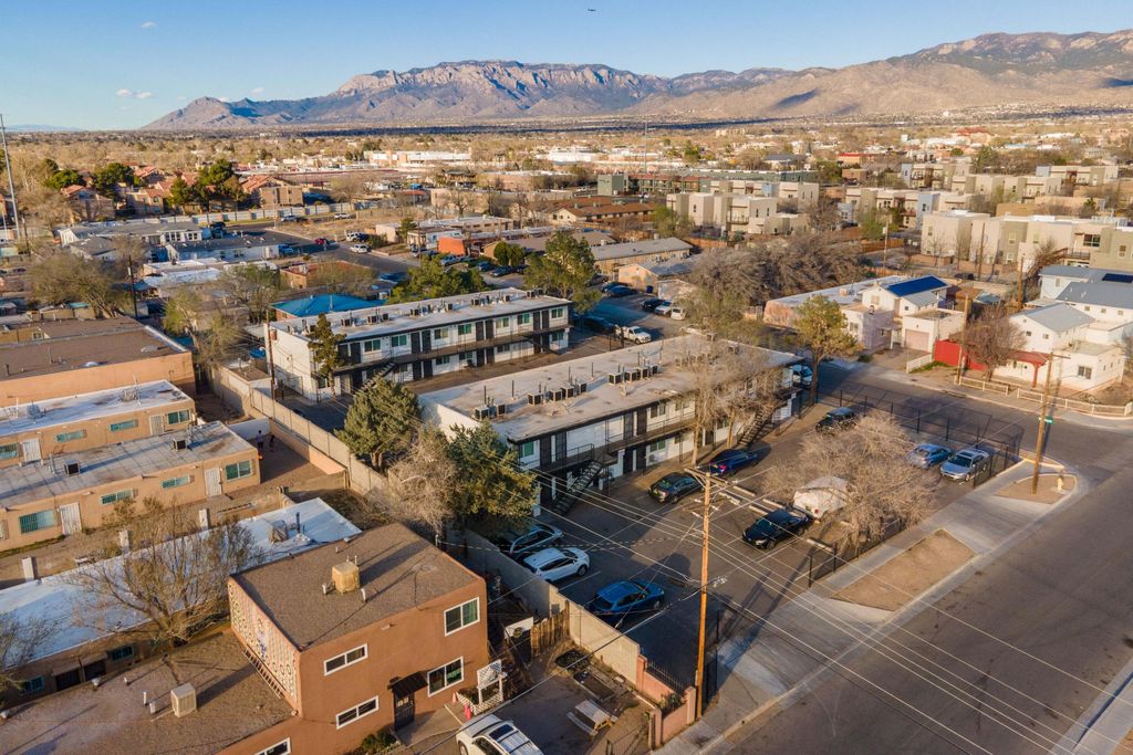 Image 62 of property listing at 433 Mesilla & 437 (4 lots) Street SE, Albuquerque, NM 87108