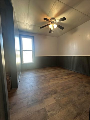 33 Violet Ave, City Of Washington, PA 15301