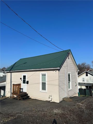 33 Violet Ave, City Of Washington, PA 15301