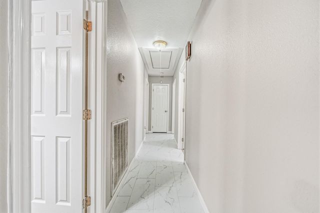 1318 55th Street, Galveston, TX 77551