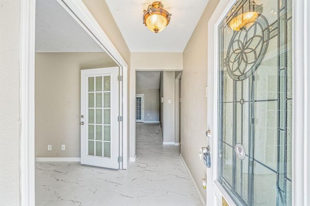 1318 55th Street, Galveston, TX 77551