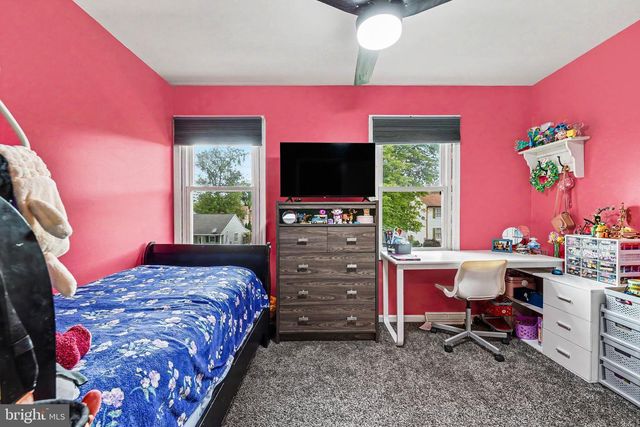 1011 NORTHFIELD DR, Carlisle, PA 17013
