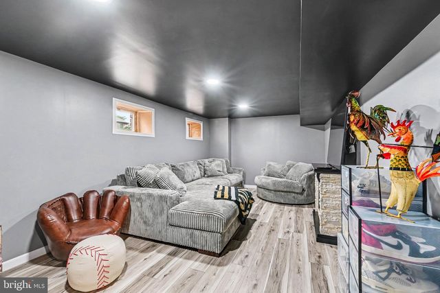 1011 NORTHFIELD DR, Carlisle, PA 17013