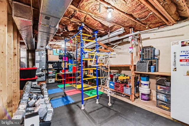 1011 NORTHFIELD DR, Carlisle, PA 17013