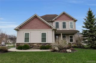 2379 Agassiz Drive, Hamburg, NY 14085