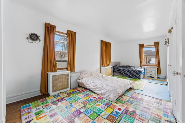 16016 Riverside Drive, Beechhurst, NY 11357