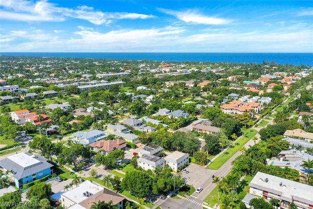 780 10th AVE 5, Naples, FL 34102