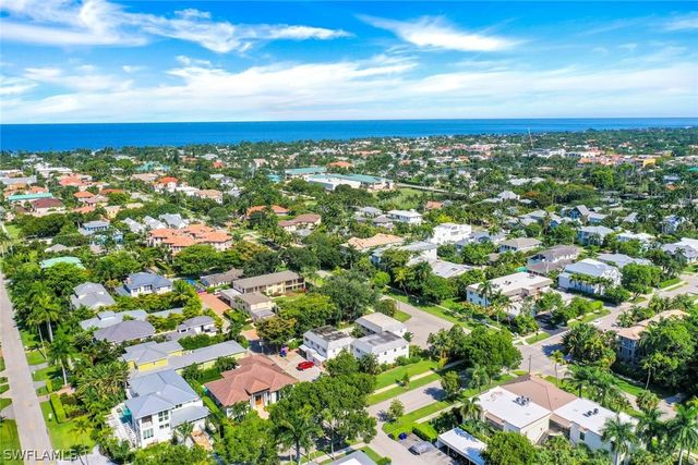 780 10th AVE 5, Naples, FL 34102