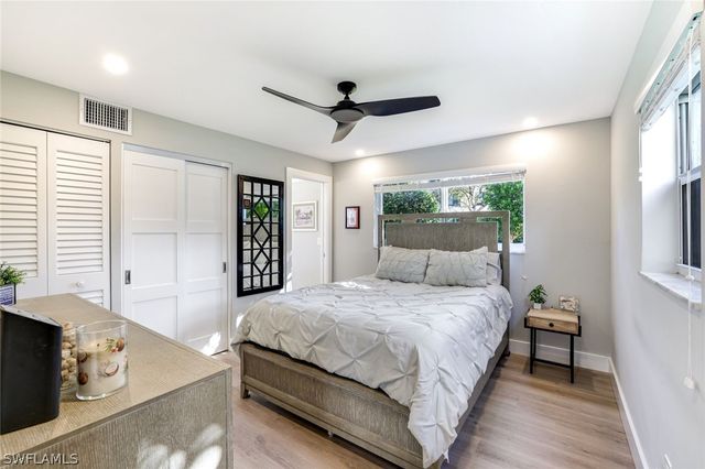 780 10th AVE 5, Naples, FL 34102