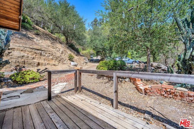2519 Horse Shoe Canyon Road, Los Angeles, CA 90046
