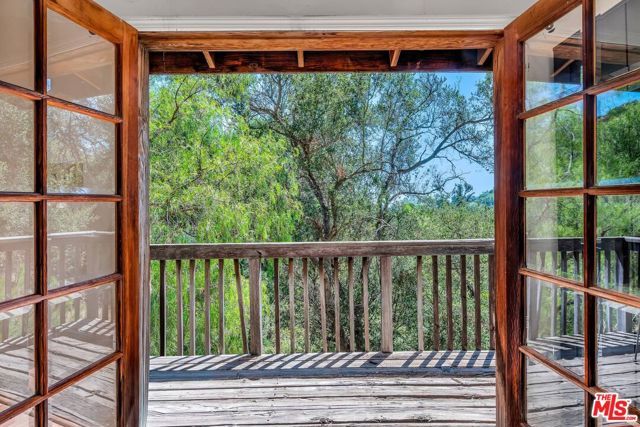 2519 Horse Shoe Canyon Road, Los Angeles, CA 90046