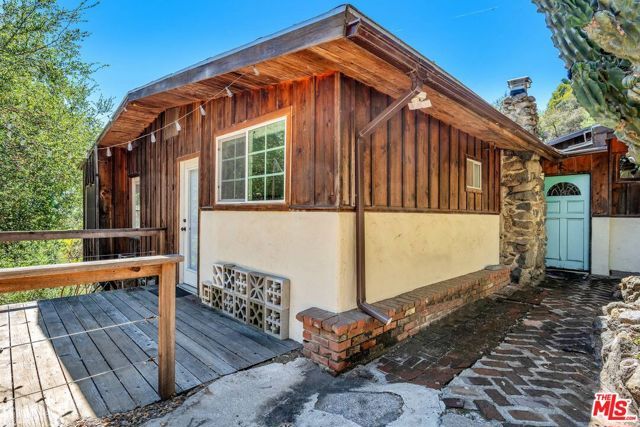 2519 Horse Shoe Canyon Road, Los Angeles, CA 90046