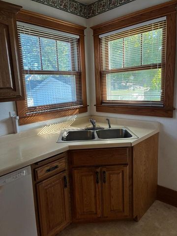 1422 OHIO STREET, Oshkosh, WI 54902