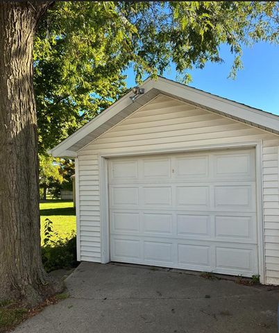 1422 OHIO STREET, Oshkosh, WI 54902
