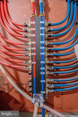 258 OWL CREEK RD, Tamaqua, PA 18252