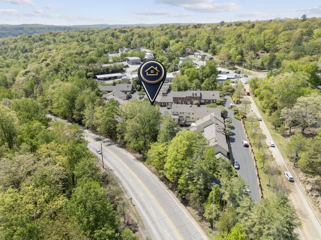 802 Signal Mountain Boulevard 113, Signal Mountain, TN 37377