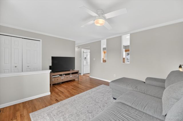 11638 Fairview Drive, Sterling Heights, MI 48312