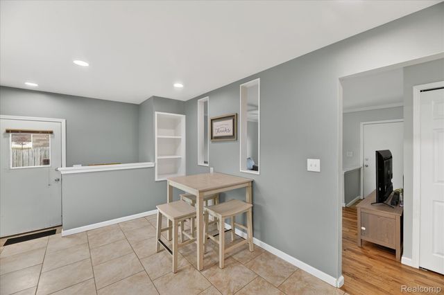 11638 Fairview Drive, Sterling Heights, MI 48312