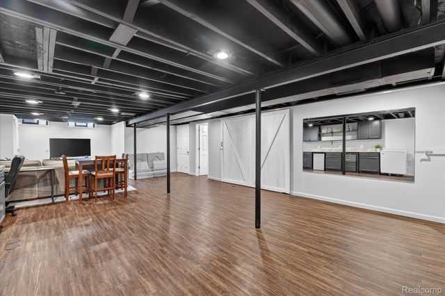 11638 Fairview Drive, Sterling Heights, MI 48312