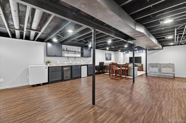 11638 Fairview Drive, Sterling Heights, MI 48312