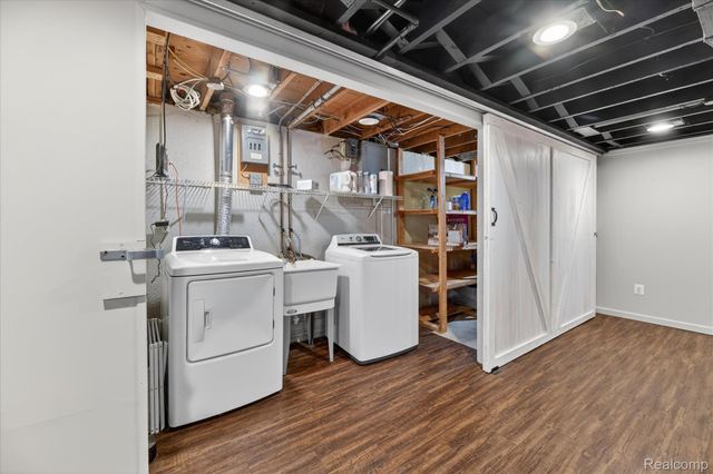 11638 Fairview Drive, Sterling Heights, MI 48312