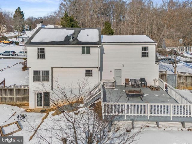 5557 REAGON CT, Woodbridge, VA 22193