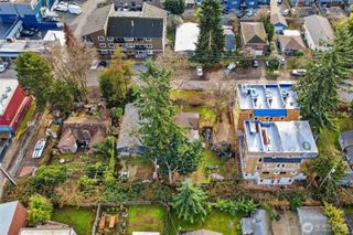 934 N 101st Street, Seattle, WA 98133