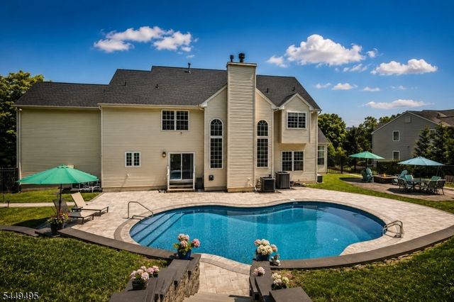 15 Ascot Ln, Byram Twp., NJ 07871