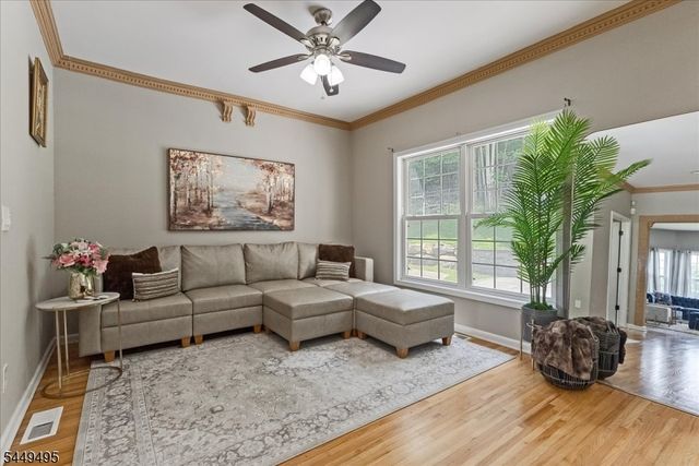 15 Ascot Ln, Byram Twp., NJ 07871