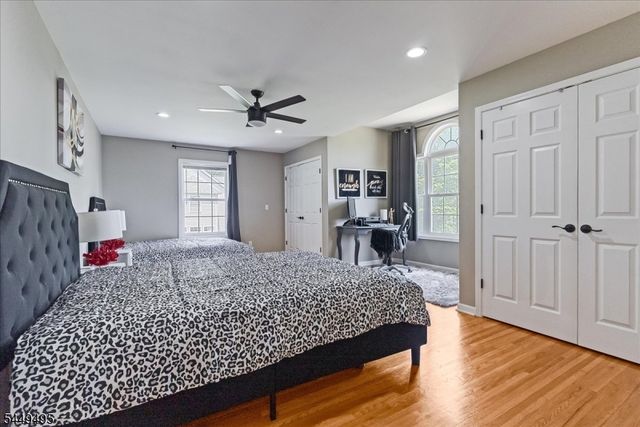 15 Ascot Ln, Byram Twp., NJ 07871
