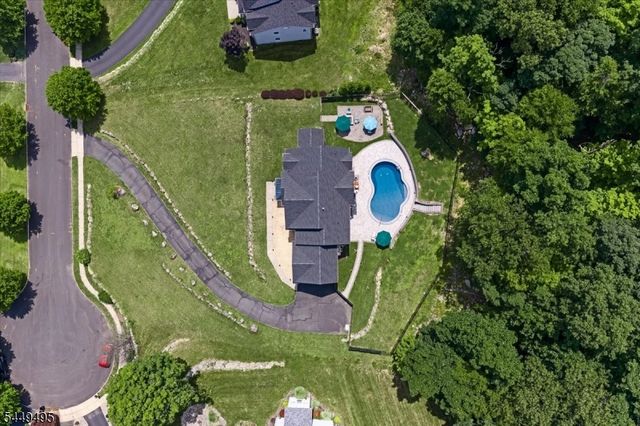 15 Ascot Ln, Byram Twp., NJ 07871