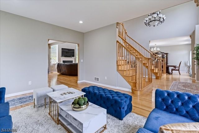 15 Ascot Ln, Byram Twp., NJ 07871