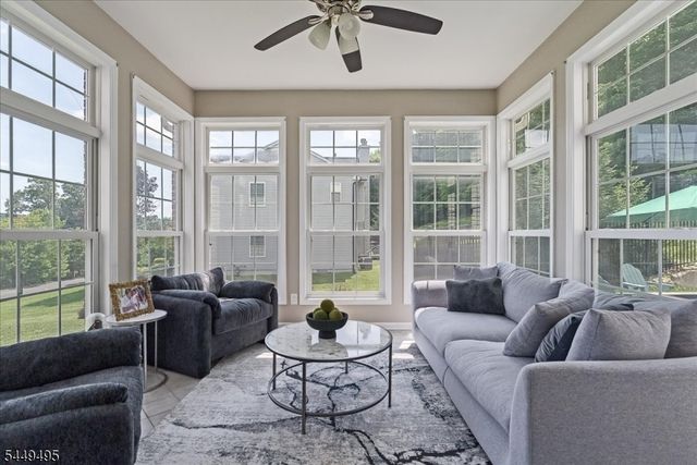 15 Ascot Ln, Byram Twp., NJ 07871