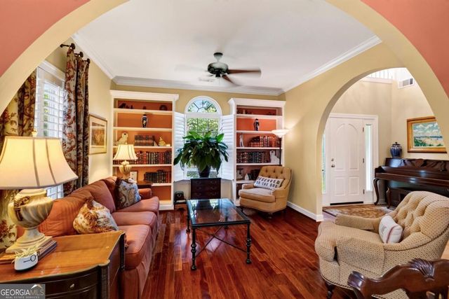 237 Lyman Hall, Savannah, GA 31410