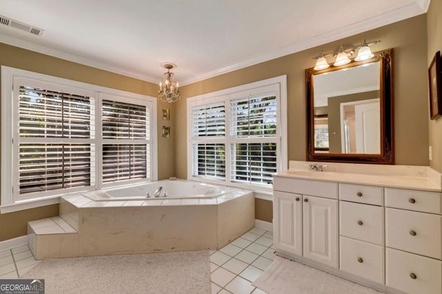 237 Lyman Hall, Savannah, GA 31410