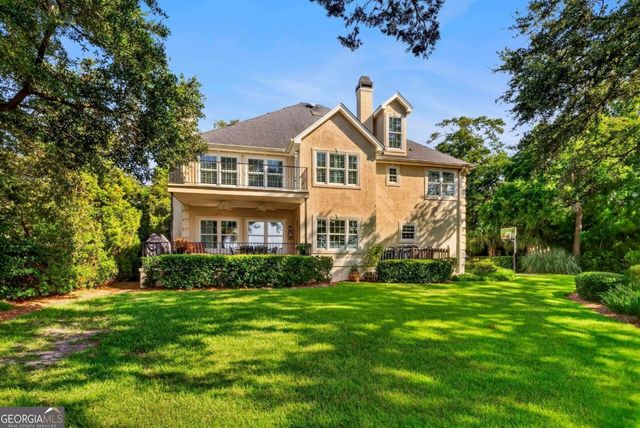 237 Lyman Hall, Savannah, GA 31410