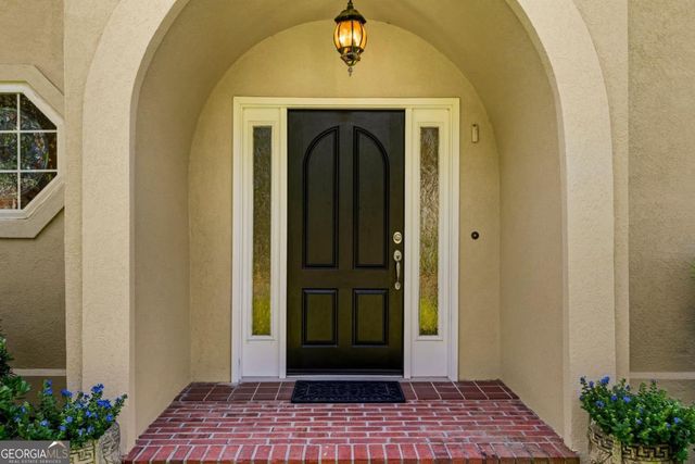 237 Lyman Hall, Savannah, GA 31410