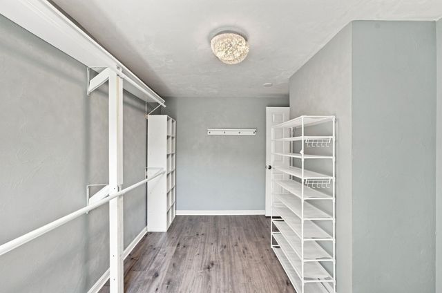 25 West St, Foxboro, MA 02035