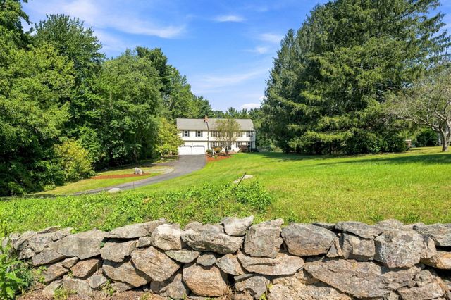 25 West St, Foxboro, MA 02035