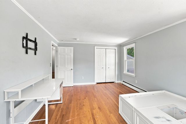 25 West St, Foxboro, MA 02035