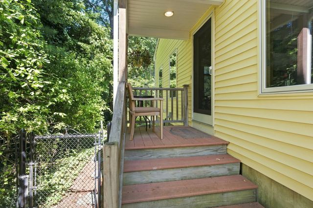 25 West St, Foxboro, MA 02035