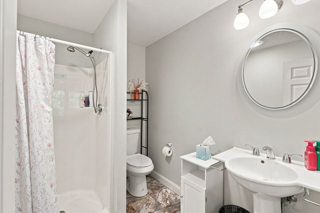 25 West St, Foxboro, MA 02035