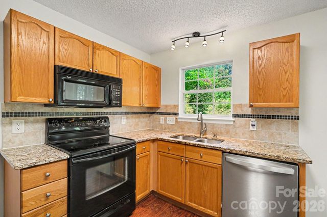 4891 Aldridge Place NW, Concord, NC 28027