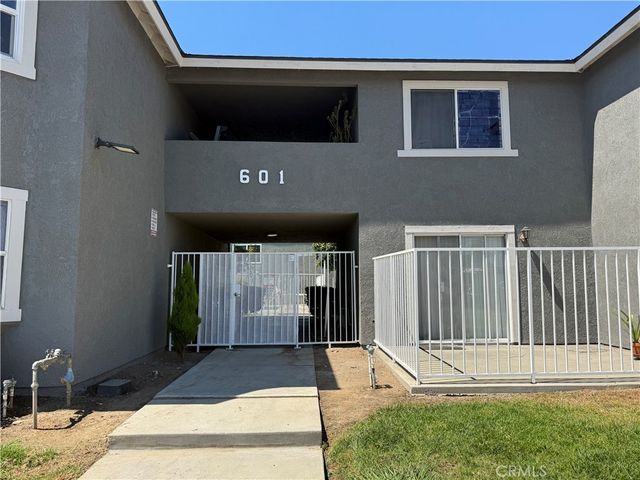 601 S Euclid Street 4, La Habra, CA 90631