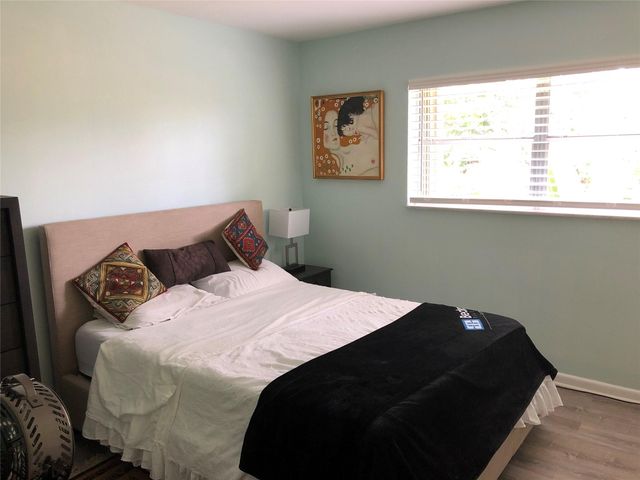 601 SE 5th Court 304, Fort Lauderdale, FL 33301