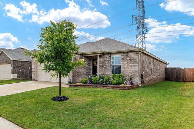 4449 Greenham Lane, Fort Worth, TX 76036