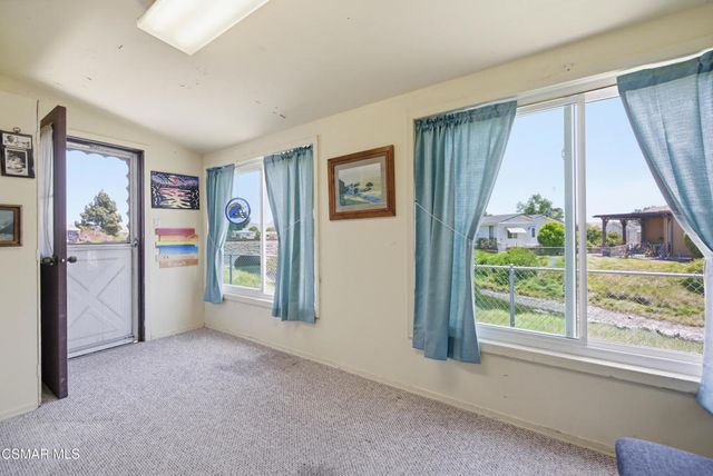 134 Poinsettia Gardens Drive 134, Ventura, CA 93004