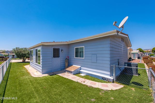 134 Poinsettia Gardens Drive 134, Ventura, CA 93004
